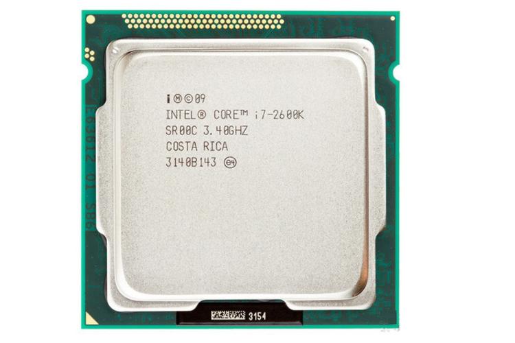 谁帮我配个8000元之内的i72600k,cpu,主板,和散热器要好点,我要超频,其...