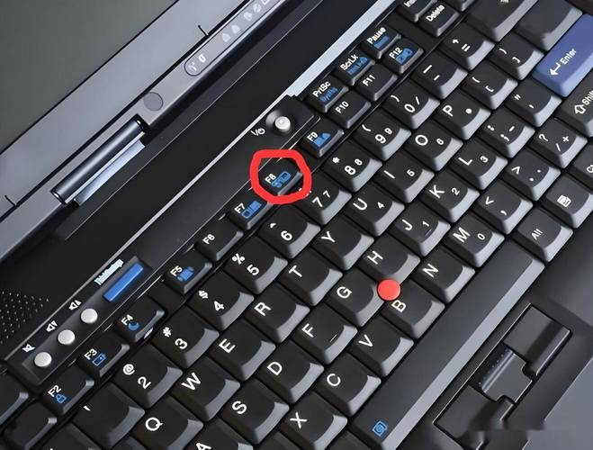 惠普dm3『1』010tx笔记本win7系统修复漏洞后重新启动就死机