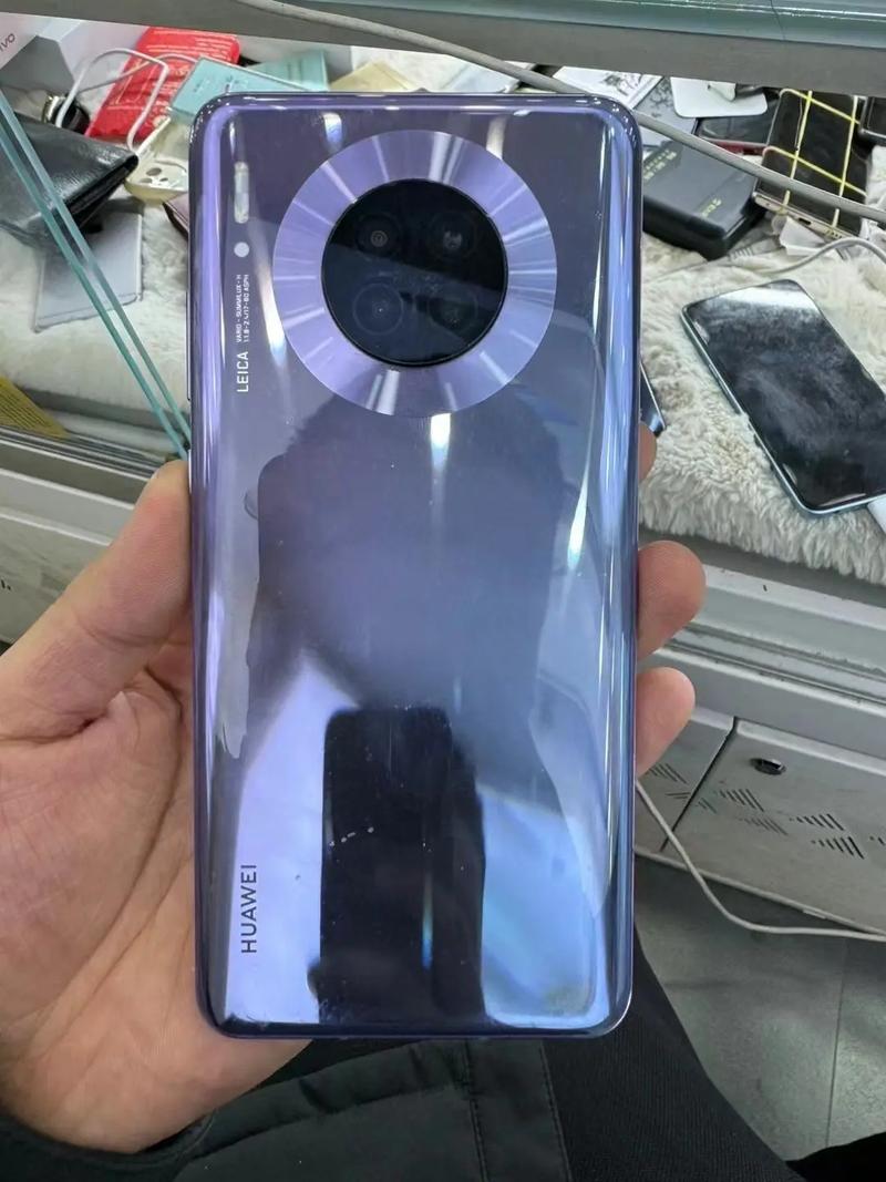 华为mate30哪年生产的多少钱