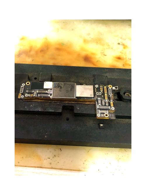 苹果6屏幕碎了要多少钱维修费用