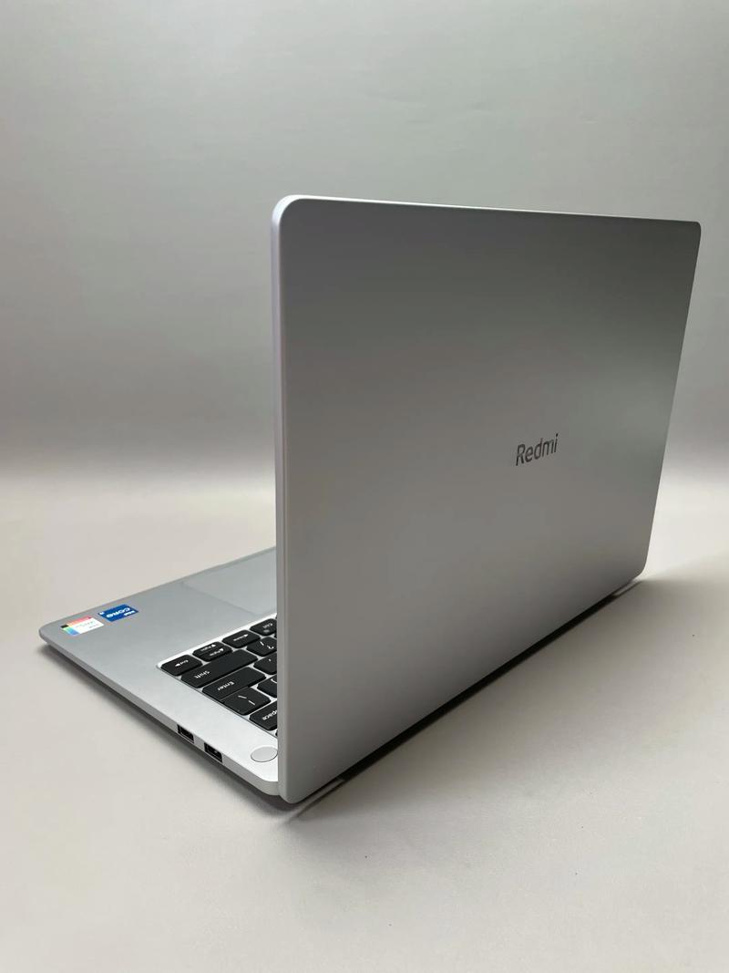 买笔记本玩游戏买什么牌子的买笔记本那种牌子适合玩游戏