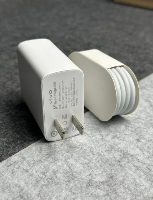 vivonex双屏版卡槽在哪