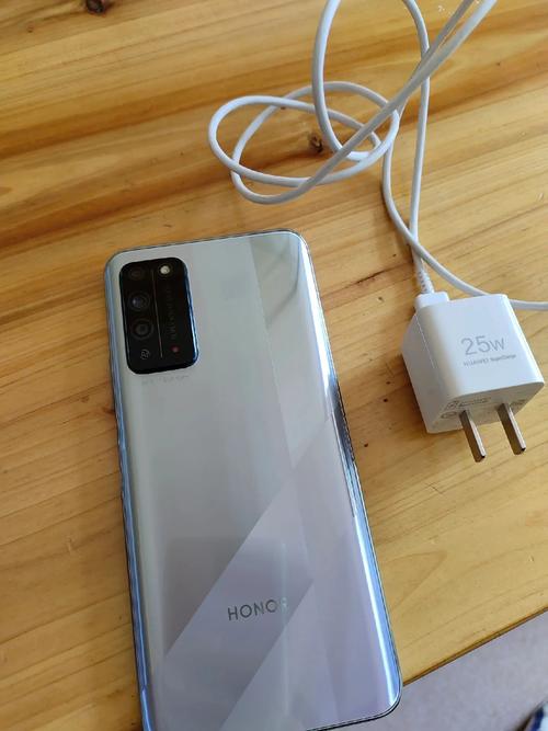 荣耀x10现在过时了吗