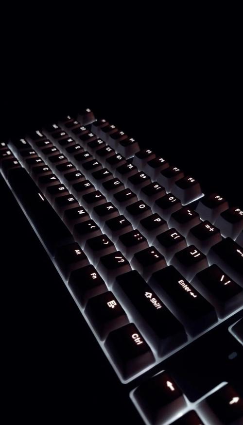 2025最值得买的12款机械键盘推荐:从入门到高端全面详解