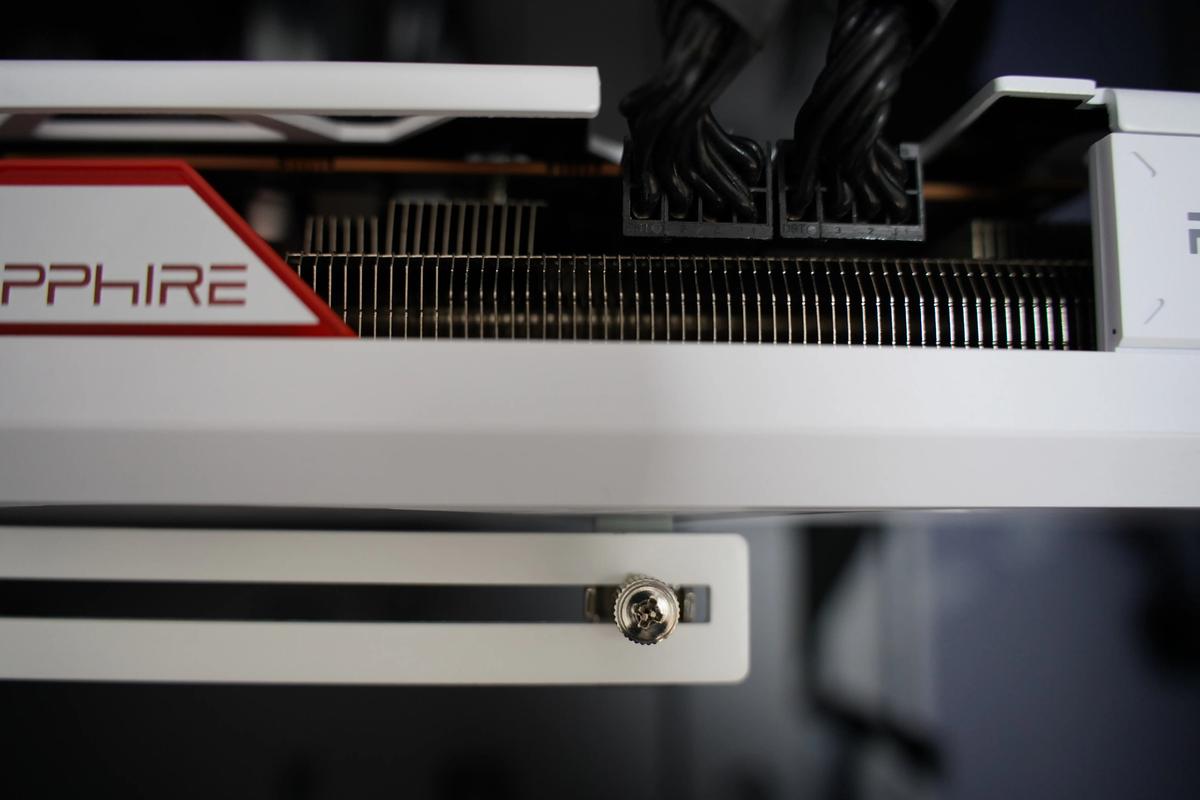 蓝宝石RX460白金版显卡详细评测和拆解评测