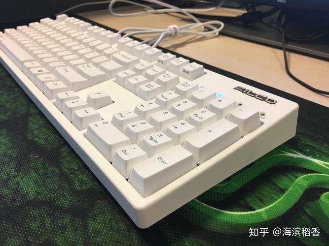 罗技G610和ikbc哪个好