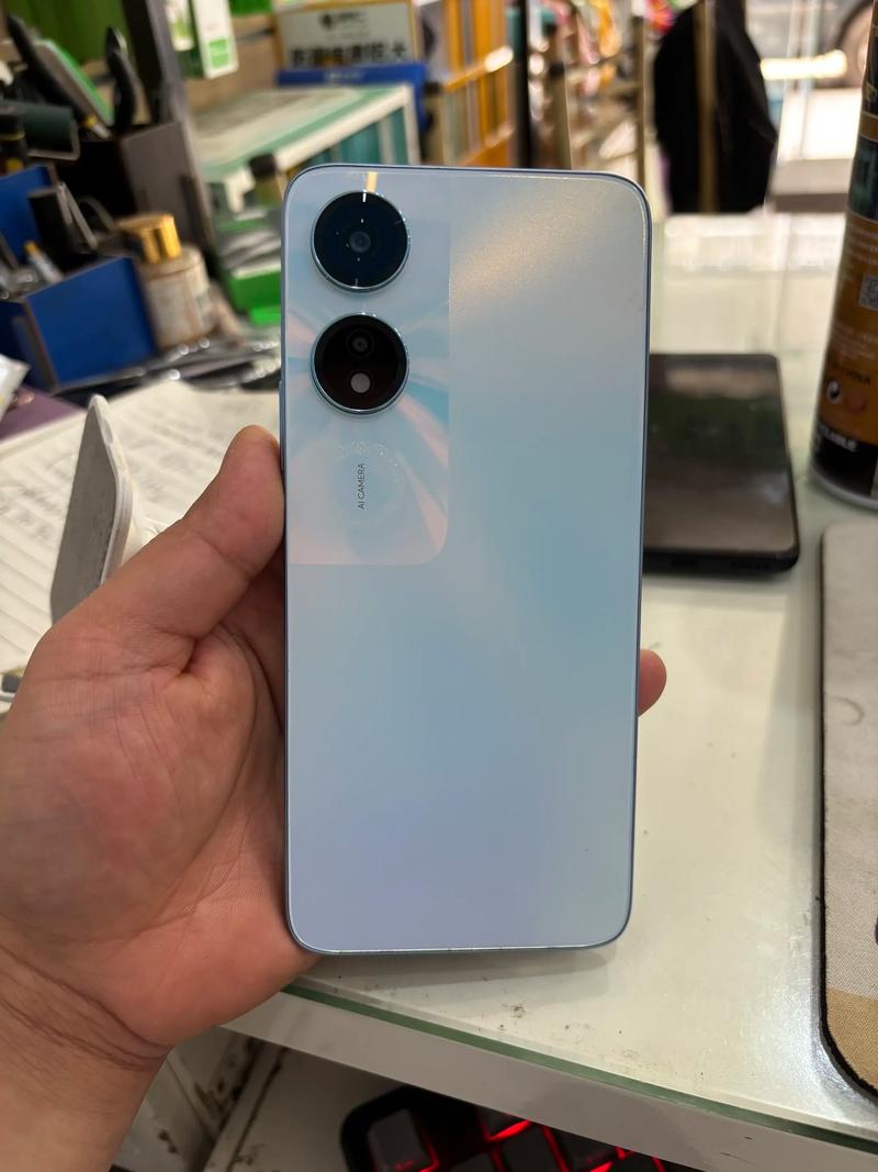 荣耀畅玩40是双扬声器吗