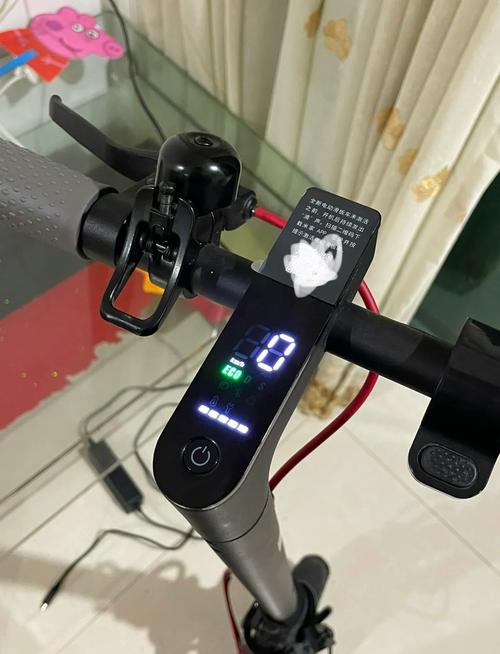 小米电动滑板车怎么启动?