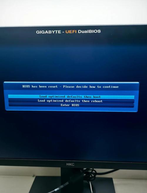 问一个问题win10更换cpu和主板后用重装系统吗