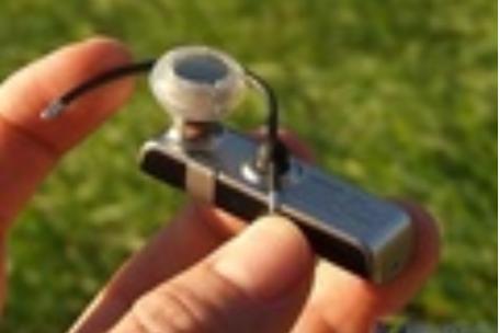 蓝牙耳机连接诺基亚925手机后怎么调音量