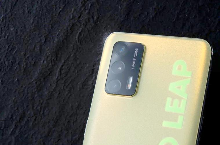 realme手机多少钱一部RMX3121(realme手机多少钱)