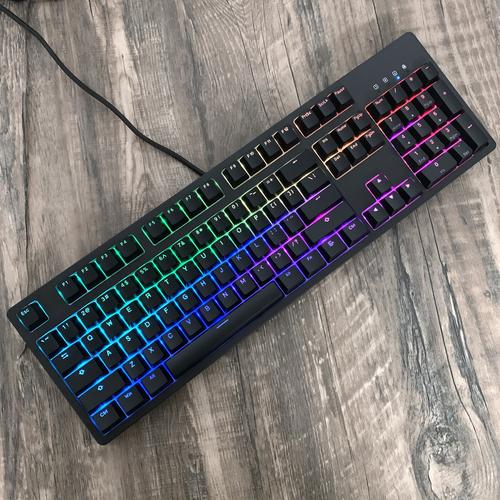 打游戏磁轴键盘和机械轴键盘怎么选,使用条件有哪些