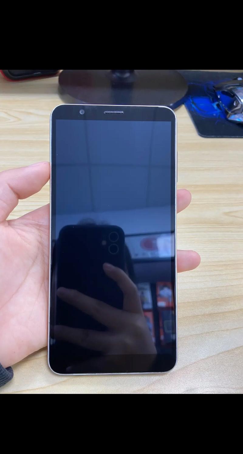 华为荣耀7x什么型号