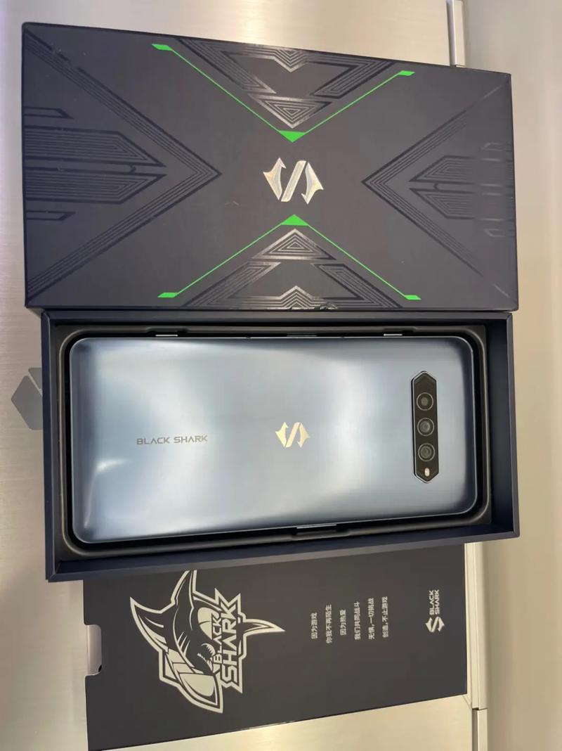 黑鲨游戏手机是小米系统吗