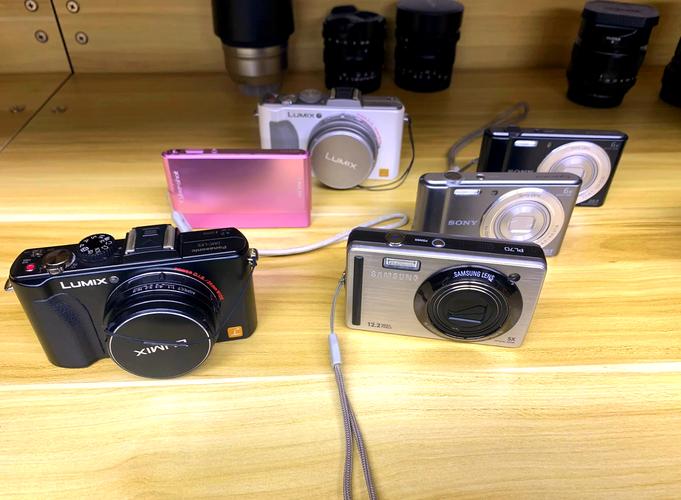 在上海去哪儿买数码相机比较好?有哪些值得注意的呢