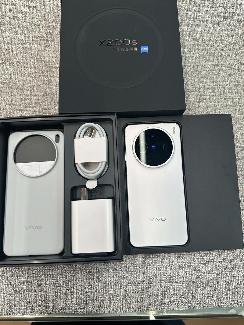 vivoz3x对比realmeX青春版哪个更值得入手?
