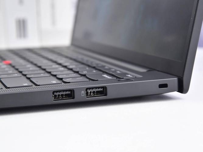 t14gen1和x13gen1对比区别