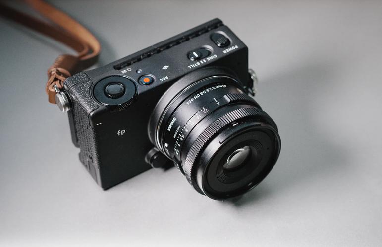 什么叫全画幅微单相机