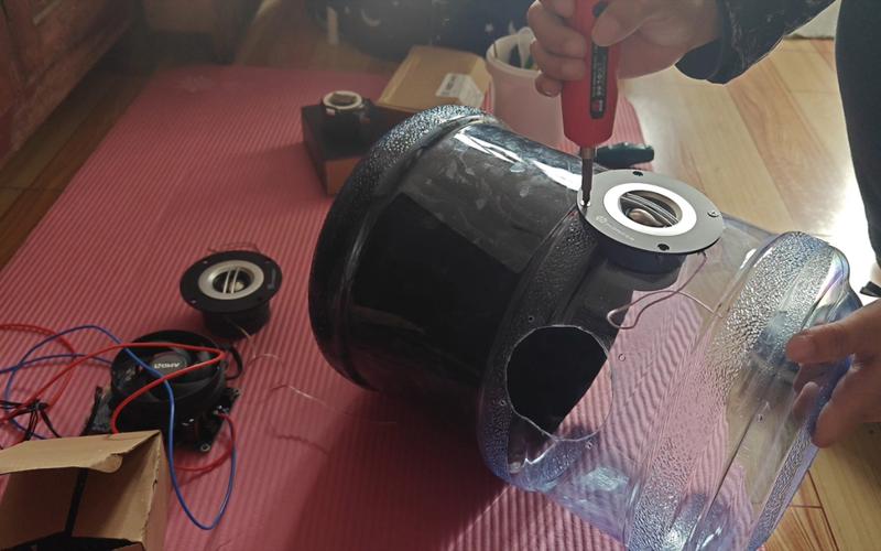 江湖救急,谢谢了,组装一台音响需要哪些配件,