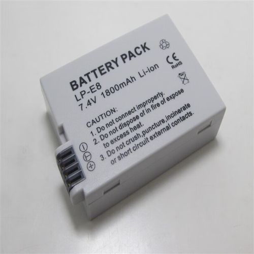 佳能550d的四个摄像头具体费用是多少?