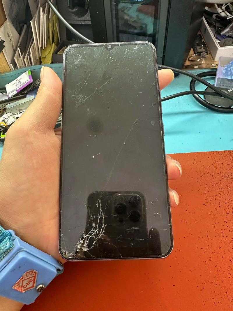 X21内屏坏了要多少钱?