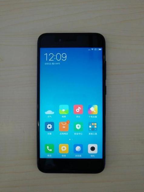 红米5x和小米5x哪个好