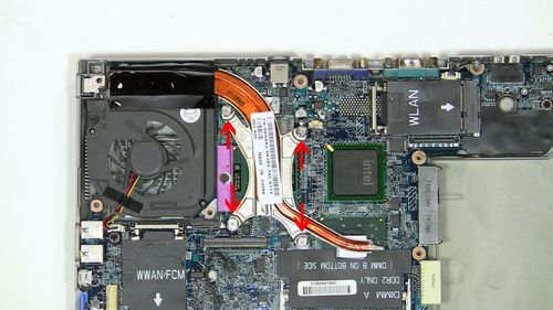 戴尔d630笔记本拆机有哪些步骤