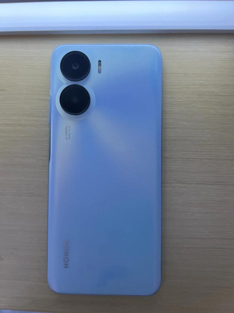 荣耀play6t和荣耀畅玩40plus哪个好