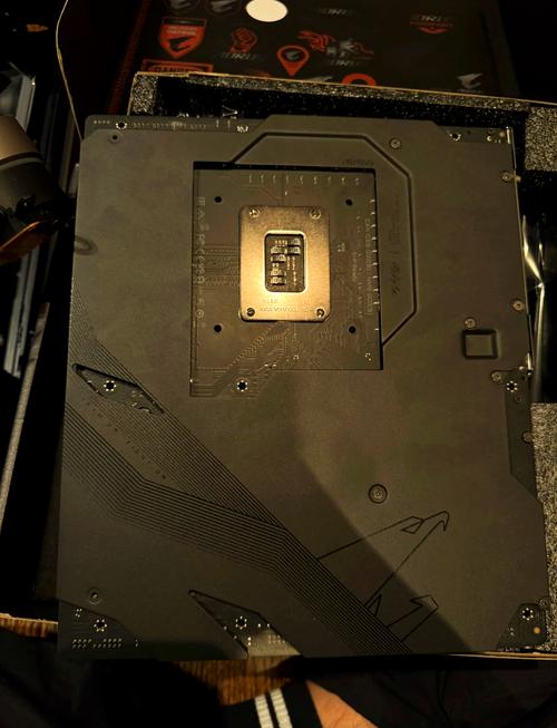 z690主板怎么升级支持13代cpu