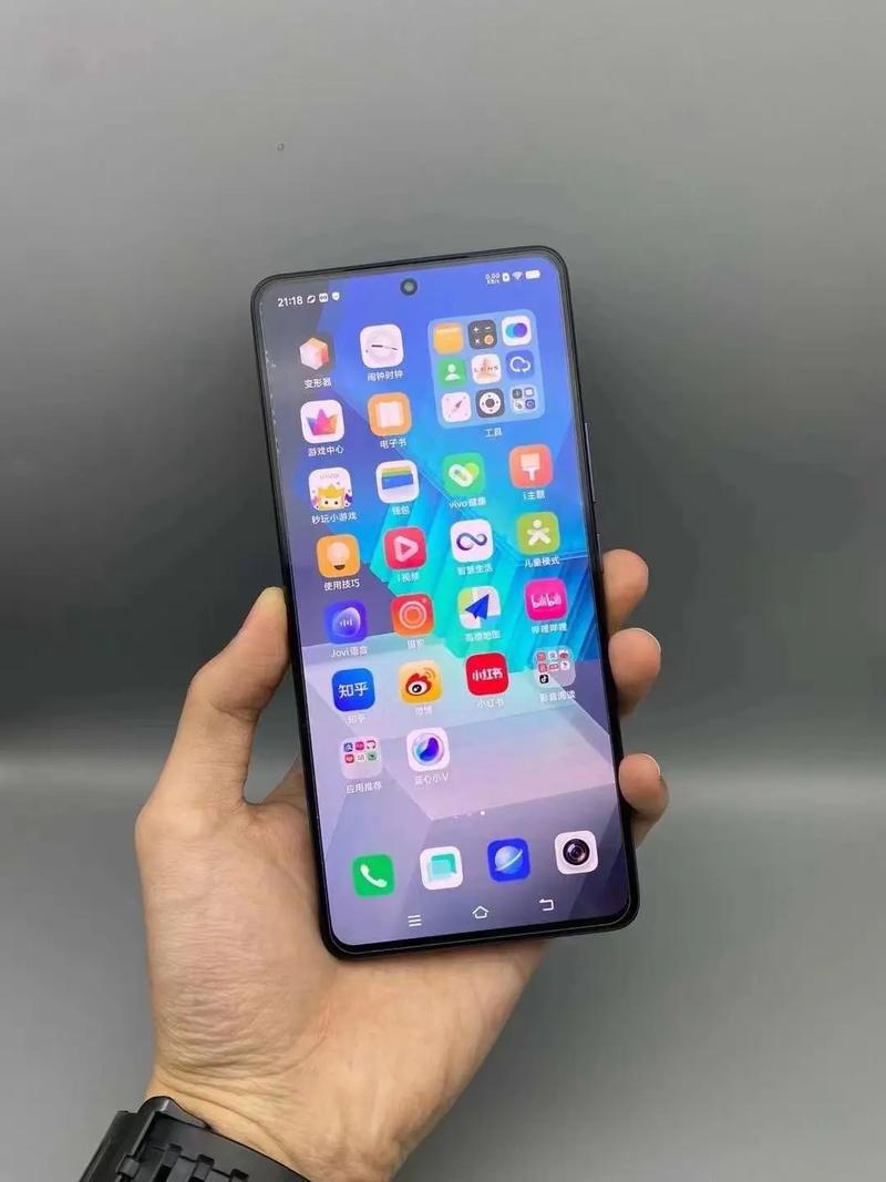 vivoiqooneo7se和vivoiqooz8哪个好