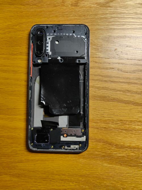 小米9Se手机后面有四亇镜头分别是干什么的?