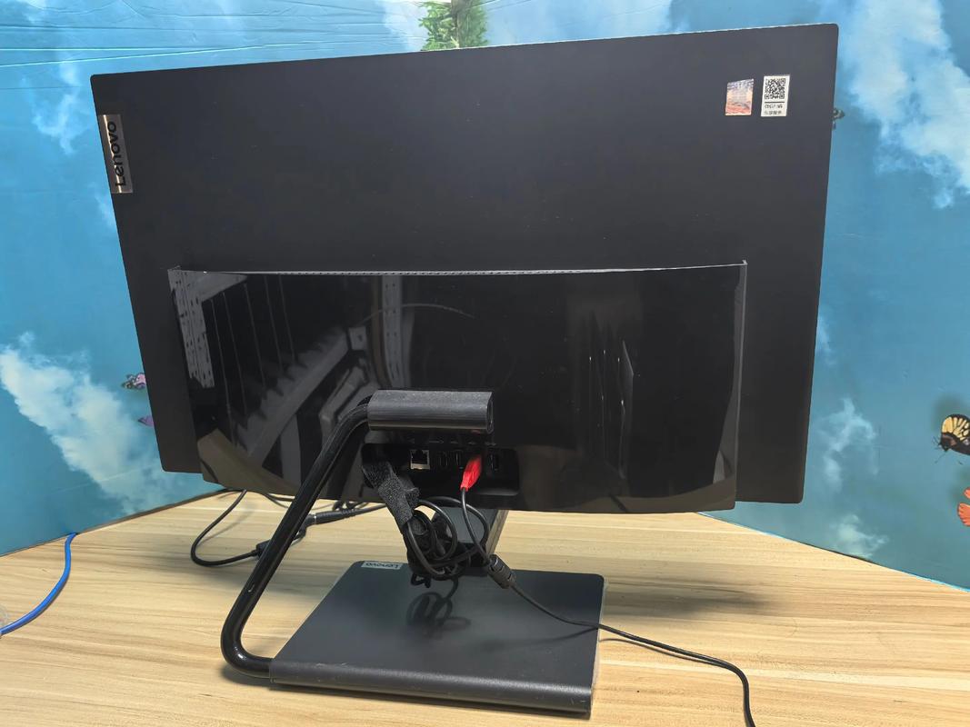 联想B325I一体机怎样拆机