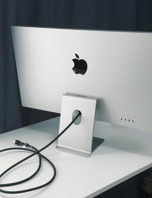 苹果台式电脑有主机吗