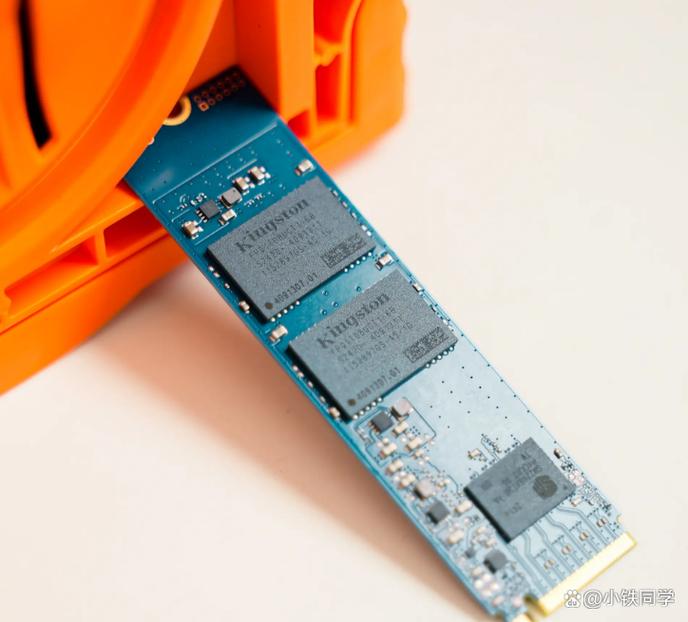 4G内存条什么意思