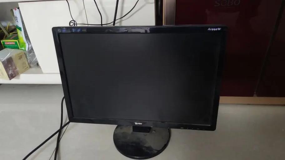 冠捷显示器保修多久