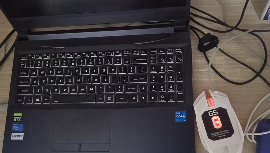 hasee笔记本电脑如何开机