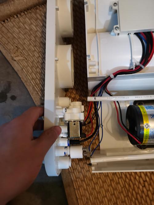 飞利浦sro400s净水器机壳如何拆