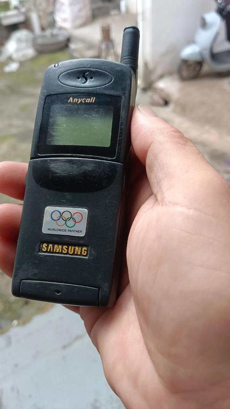 所有三星翻盖手机型号介绍