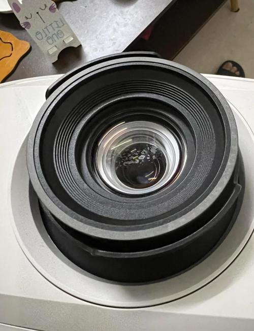 投影仪镜头内部镜头脏了怎么清洗