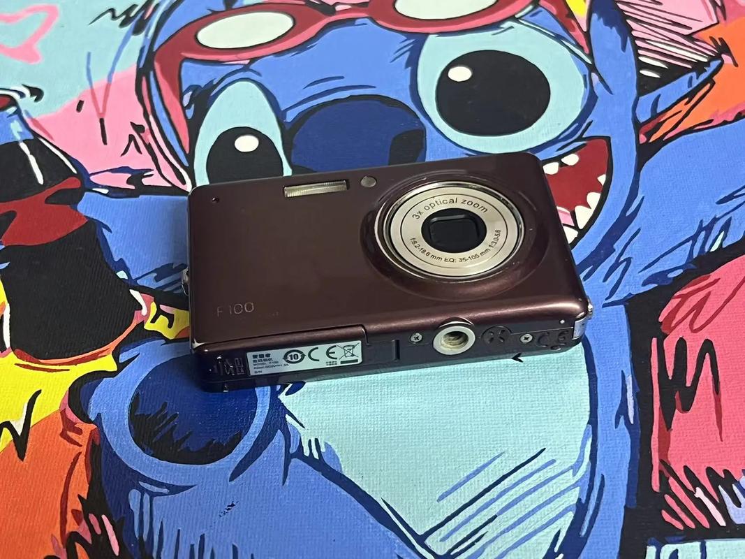 爱国者的数码相机那款比较好些?