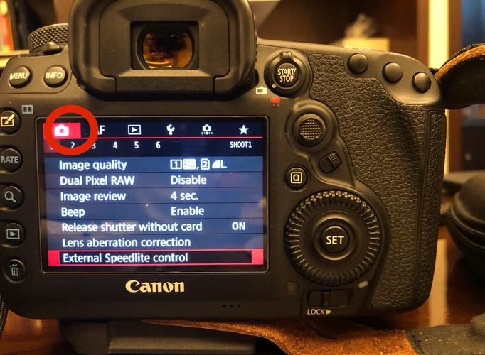 佳能5d4包围对焦设置