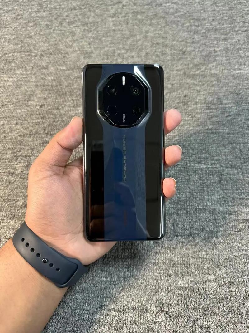 一款手机的保时捷版本多少钱