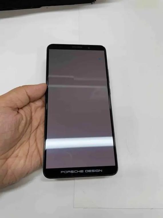 华为Mate10换屏幕多少钱