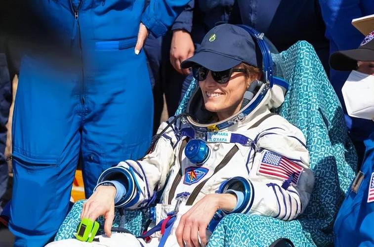 神舟十八号外国航天员吗