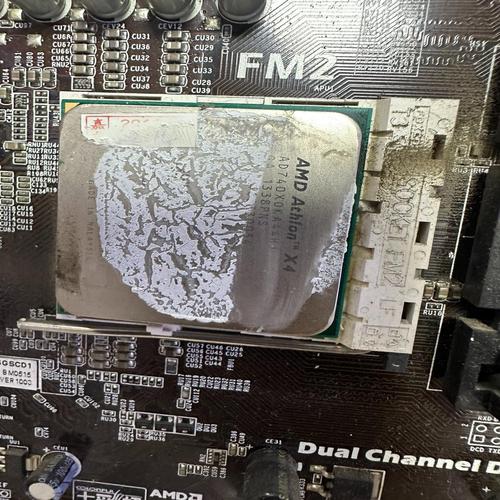 amdfx4740相当于intel什么cpu啊?