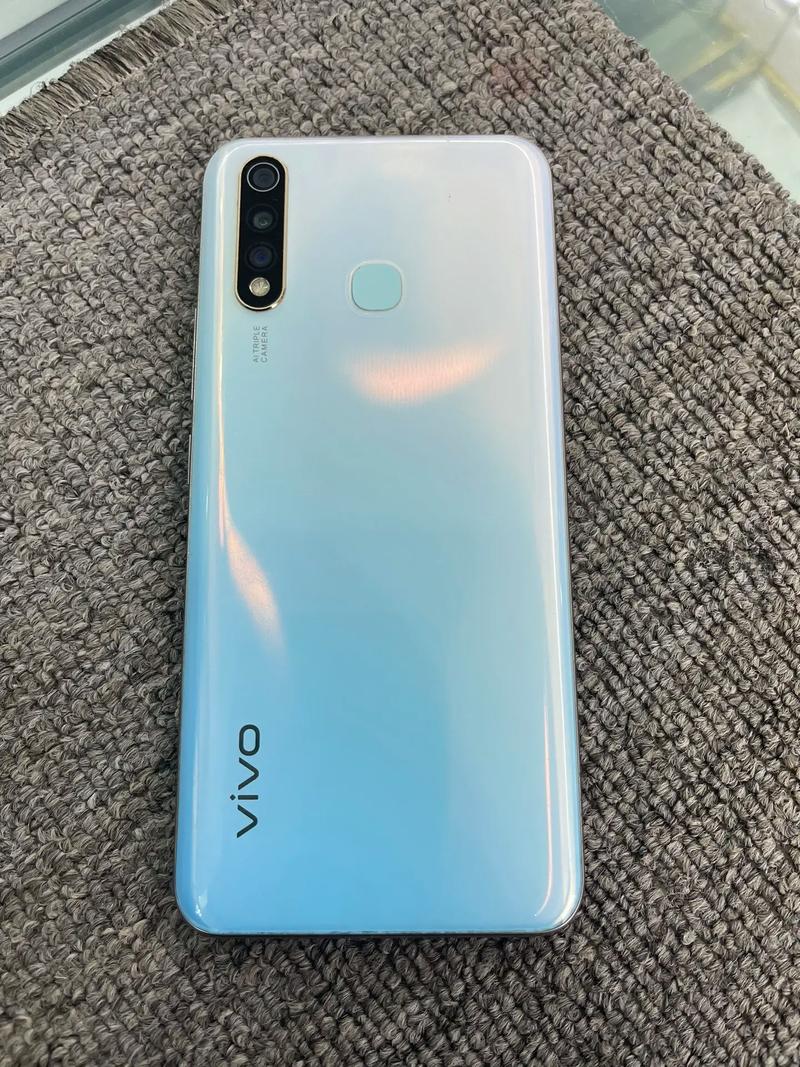 vivoy5s和vivoX7plus刚上市哪个费用贵?