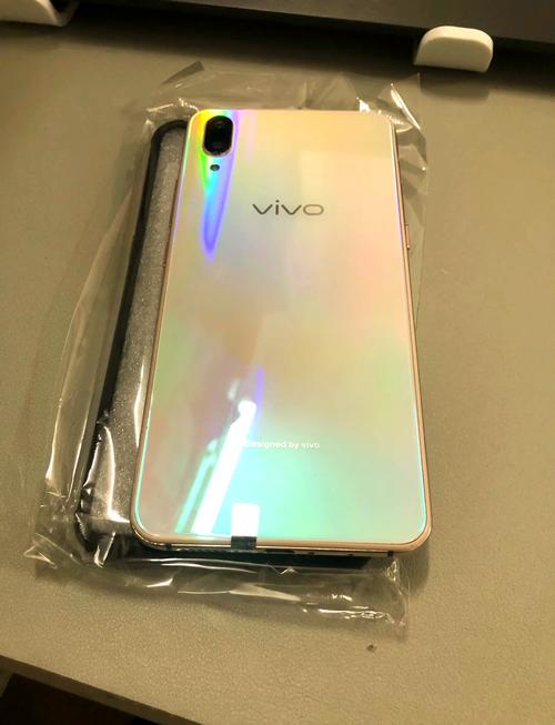 vivox23用了三年了能卖多少钱换过屏幕?