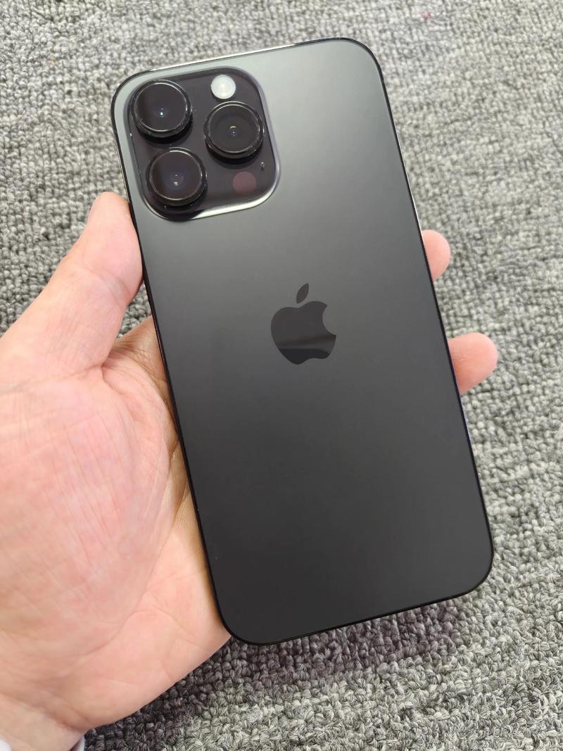 苹果14pm值得买吗容易发烫吗