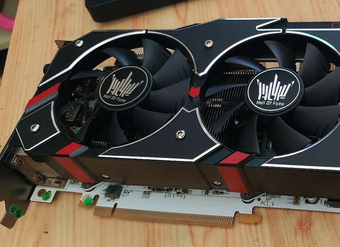 我想问一下gtx780配什么电源