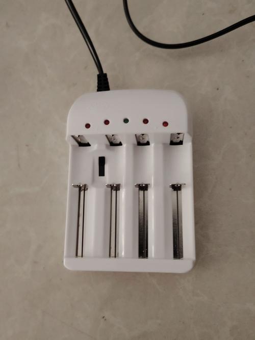 佳能数码相机用什么充电器?